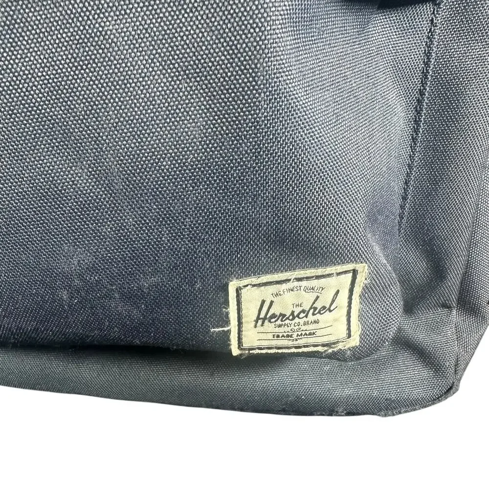 Herschel Classic Backpack Navy Blue Medium Unisex Striped Lining Durable